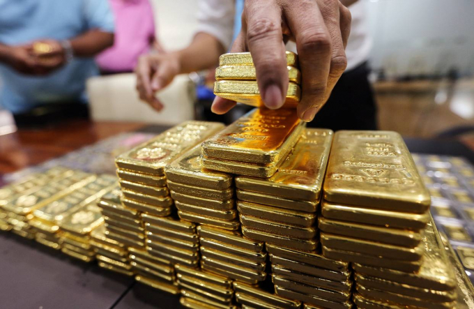 Giá vàng hôm nay 5/4: Thế giới cận kề khủng hoảng kinh tế, giá vàng liên tục tăng mạnh