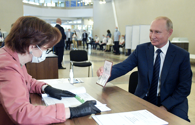 Gần 80% người Nga ủng hộ hiến pháp mới, mở đường cho Putin tại nhiệm đến 2036