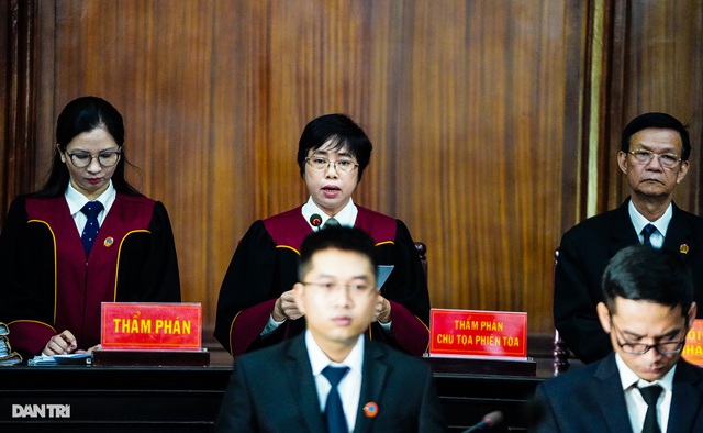 Cựu Phó Chủ tịch TPHCM Nguyễn Thành Tài lĩnh án 8 năm tù