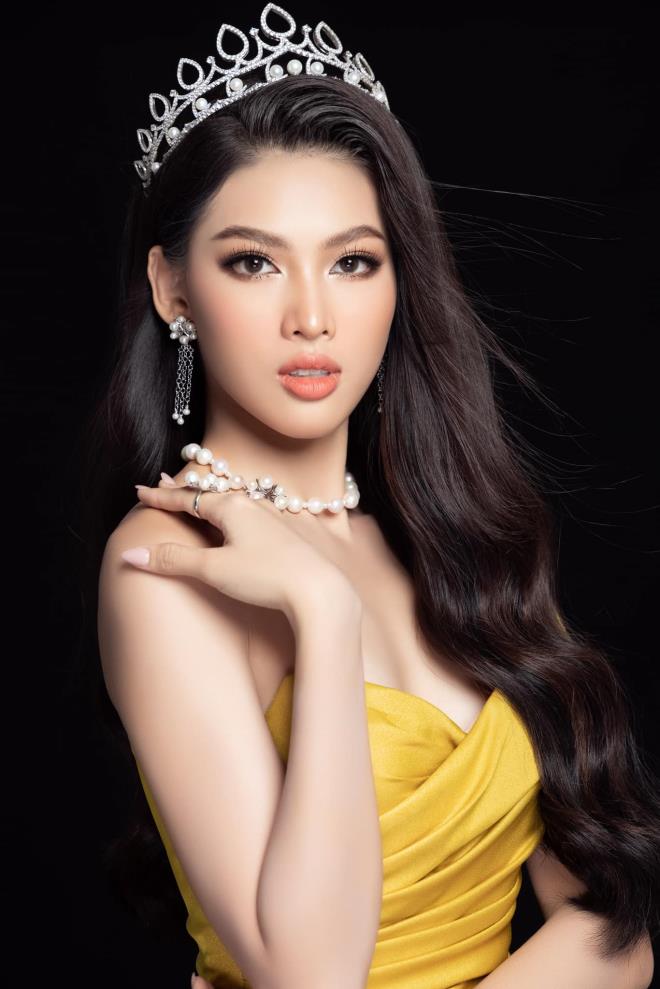 Á hậu Ngọc Thảo đại diện Việt Nam lên đường dự thi Miss Grand International