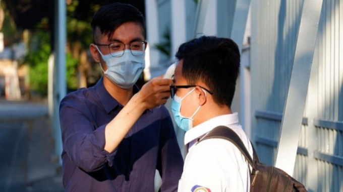 Hà Nội và TP Hồ Chí Minh: Rà soát trường hợp ưu tiên tiêm vaccine Covid-19