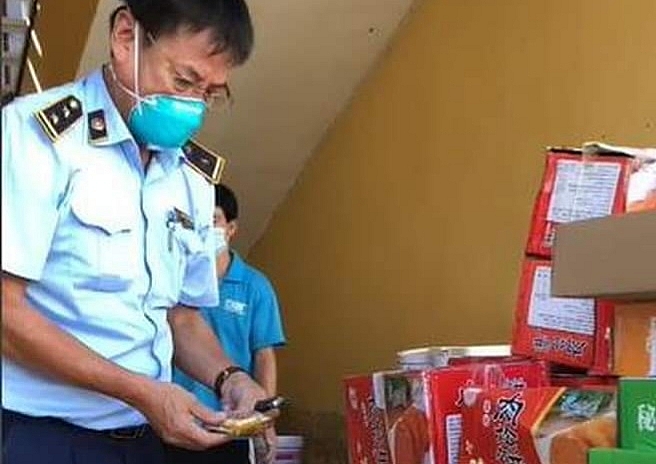 Hoài Đức (Hà Nội): Thu giữ hơn 11.000 bánh Trung thu không rõ nguồn gốc tại La Phù