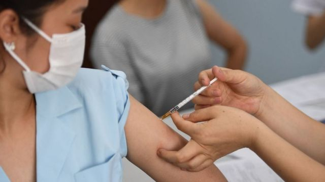 Khởi tố đường dây tiêm vaccine Covid-19 “chui” tại Bình Dương