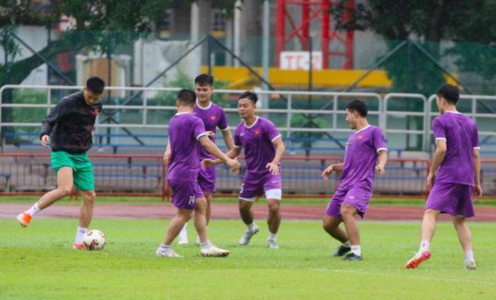 ĐT Việt Nam được “đặc cách” khi tập luyện tại Singapore
