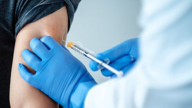 Một nữ sinh lớp 12 tử vong sau 7 ngày tiêm vaccine ngừa COVID-19