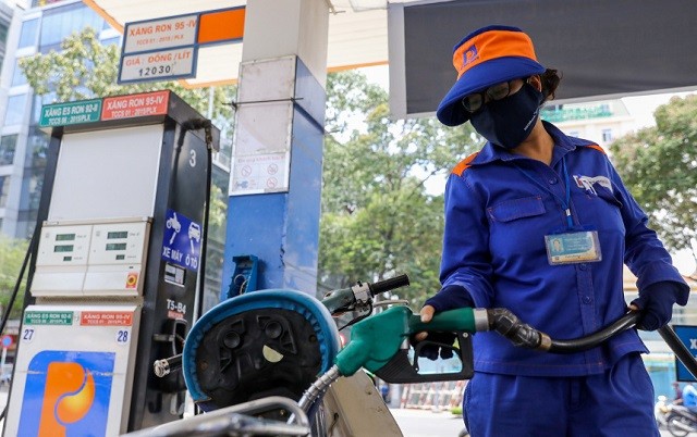 Giá xăng dầu có thể giảm mạnh sau kỳ nghỉ lễ giỗ tổ Hùng Vương