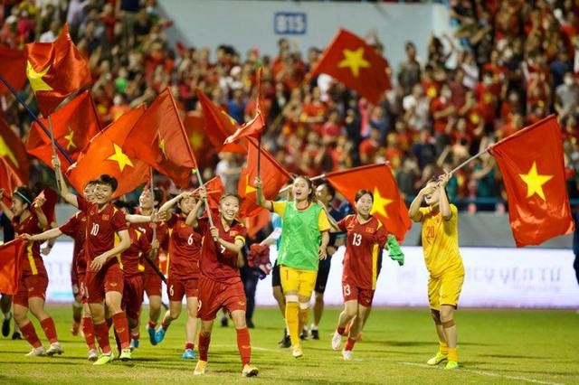 Chủ tịch nước, Thủ tướng khen đội tuyển bóng đá nữ Việt Nam giành huy chương vàng SEA Games