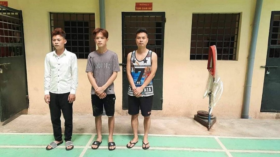 Đông Anh (Hà Nội): Bắt đối tượng trốn 2 lệnh truy nã, trộm 93 điện thoại
