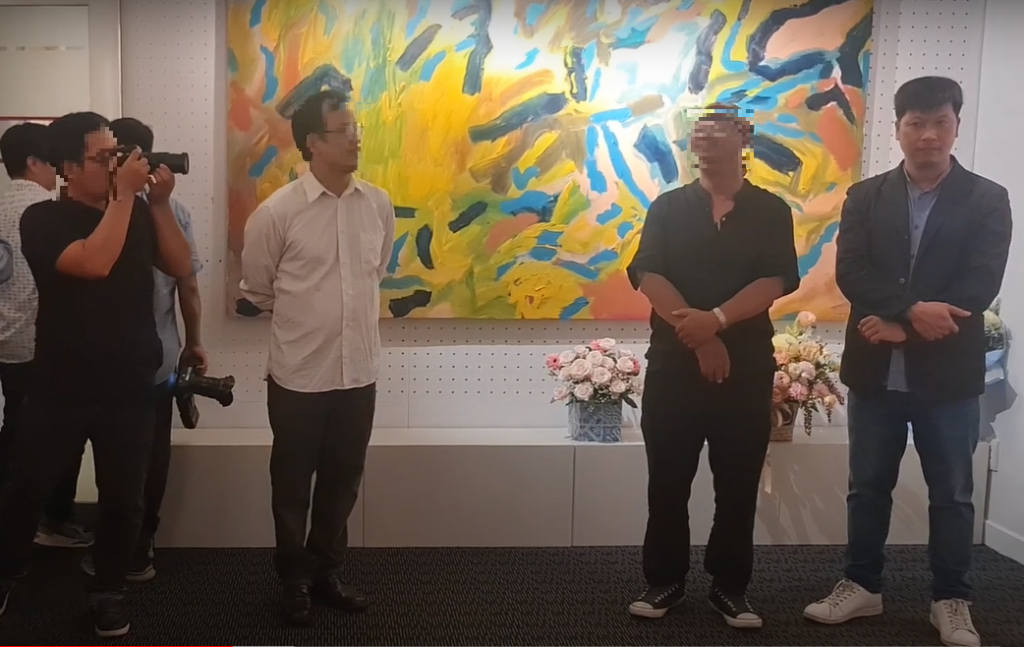 TP Hồ Chí Minh: Xử phạt họa sĩ Bùi Chát vì triển lãm tranh không phép