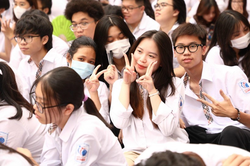 Chủ tịch UBND TP Hà Nội: Xây dựng môi trường giáo dục nhân văn, an toàn, thân thiện, không có bạo lực học đường