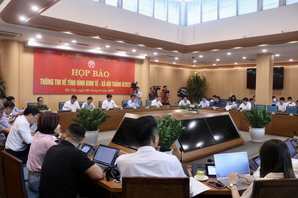 Hà Nội dự kiến hỗ trợ nhân viên y tế 257.859 triệu đồng