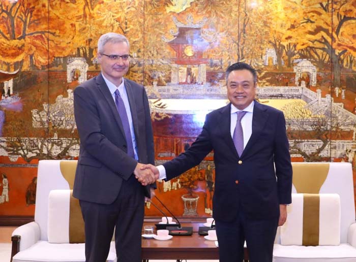 Chủ tịch UBND Thành phố Trần Sỹ Thanh tiếp Đại sứ Pháp tại Việt Nam