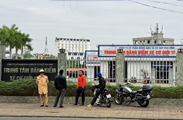 Khám xét hai trung tâm đăng kiểm xe cơ giới ở Thái Bình