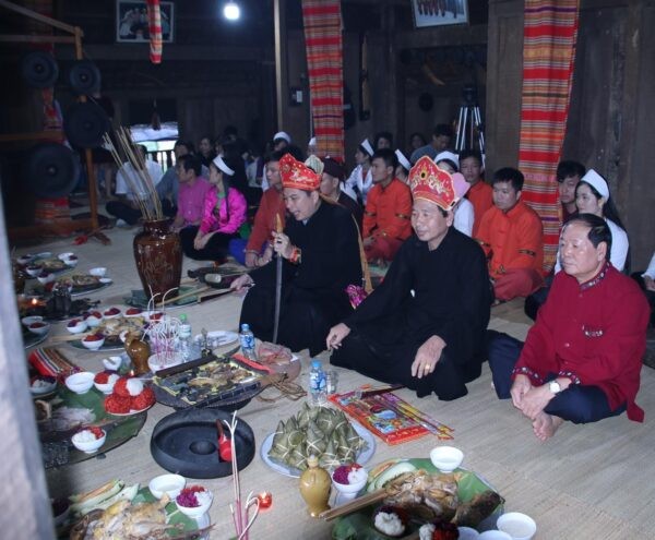 Tập quán tín ngưỡng Mo Mường được đưa vào Danh mục Di sản văn hóa phi vật thể quốc gia