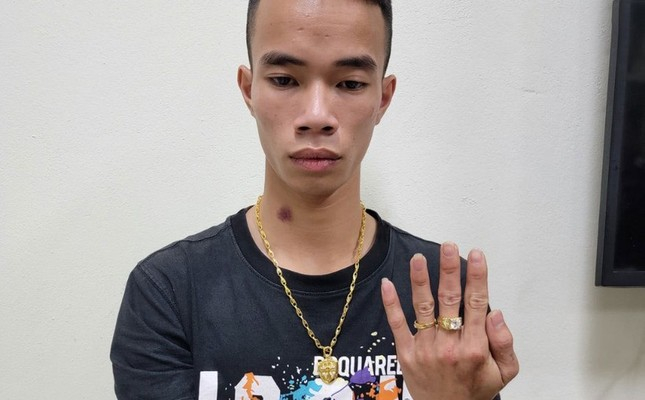 Bắc Giang: Thanh niên 19 tuổi trộm tiền mừng đám cưới để đi mua vàng