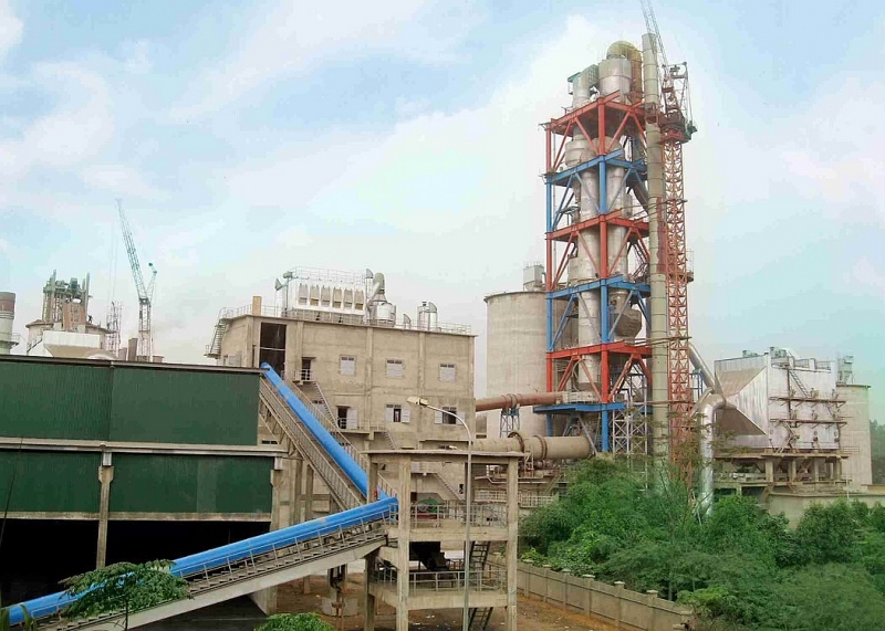 Công ty CP Xi măng và Khoáng sản Yên Bái bị xử phạt do khai thác vượt quá chiều cao tầng