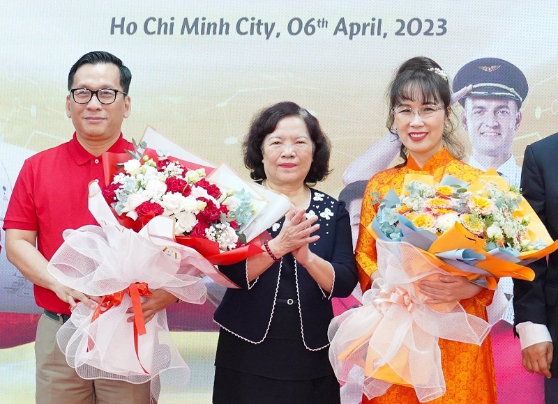 Tỷ phú Nguyễn Thị Phương Thảo giữ chức Chủ tịch HĐQT Vietjet