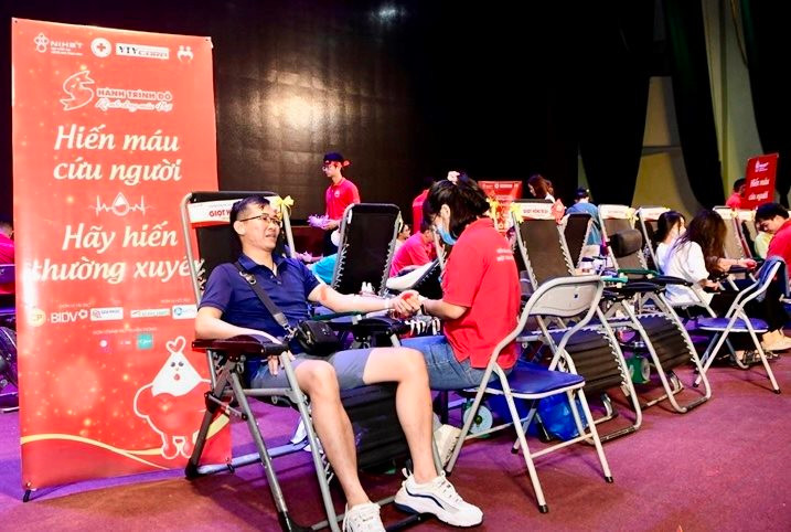 Khai mạc ngày hội hiến máu lớn nhất trong Hành trình Đỏ